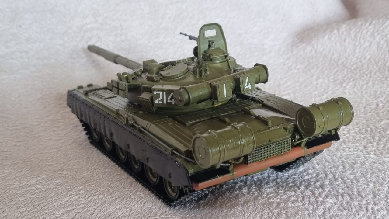 Т-80БВ, вид сзади