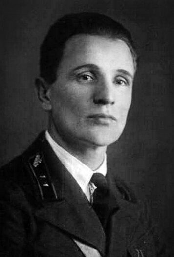 Зиновий Колобанов